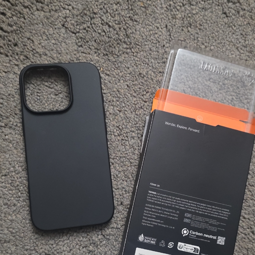 Iphone 16 Pro Slim Fit Case TORRAS